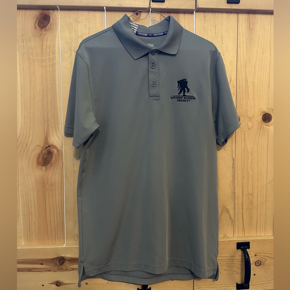Men’s Under-armor Wounded Warrior Project Polo / Like New / Size Medium